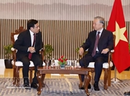 Party General Secretary, State President receives Indian business leaders in Mumbai